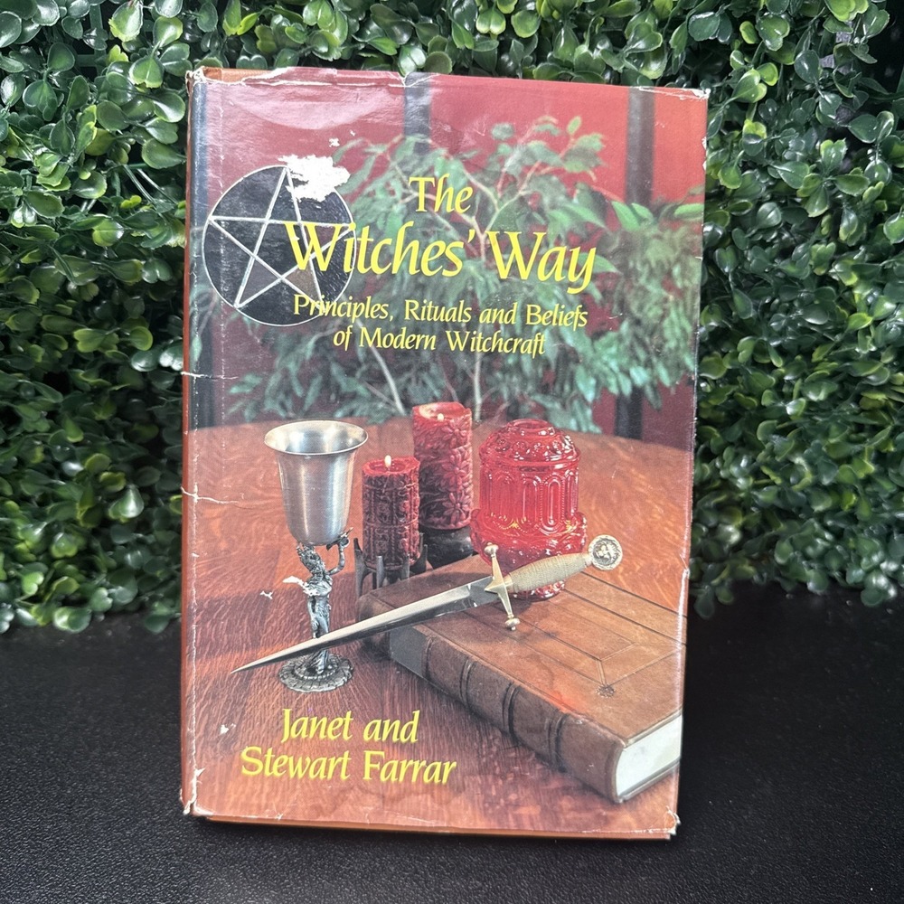 The Witches' Way by Janet and Stewart Farrar Book
